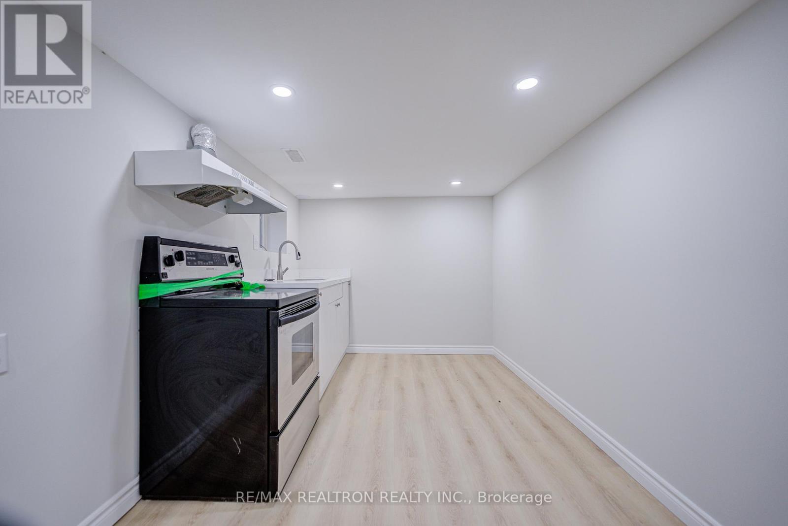 95 Roseview Avenue, Richmond Hill, Ontario  L4C 1C6 - Photo 26 - N13166120