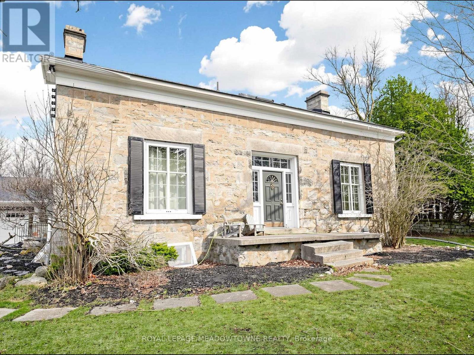 5595 25 Side Road, Milton, Ontario  L7J 2L7 - Photo 4 - W12854686