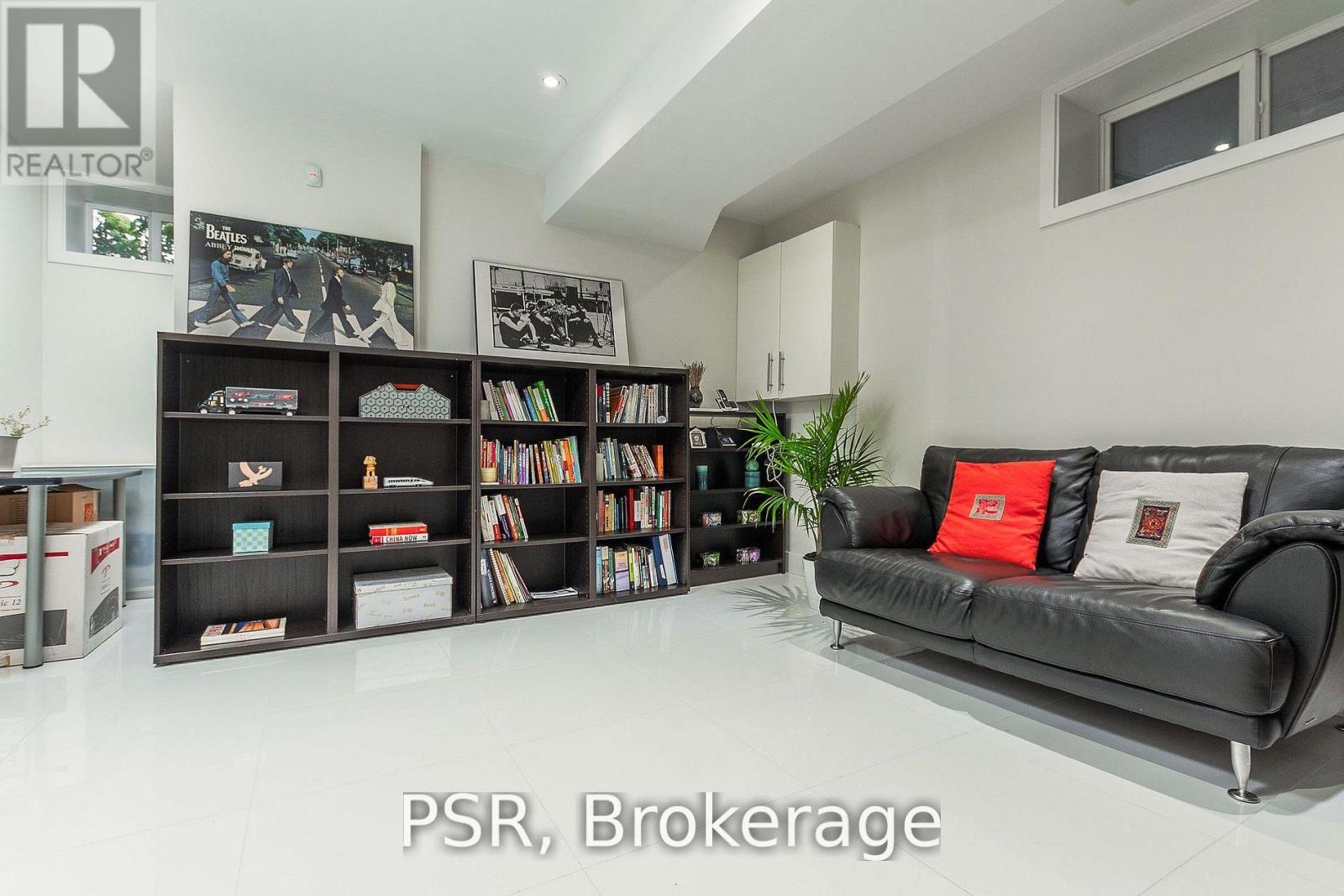 10 Bishop Street, Toronto, Ontario  M5R 1N2 - Photo 21 - C13167198