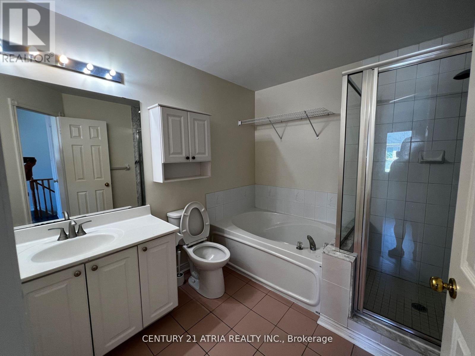 54 - 18 Clark Avenue W, Vaughan, Ontario  L4J 8H1 - Photo 14 - N13167190