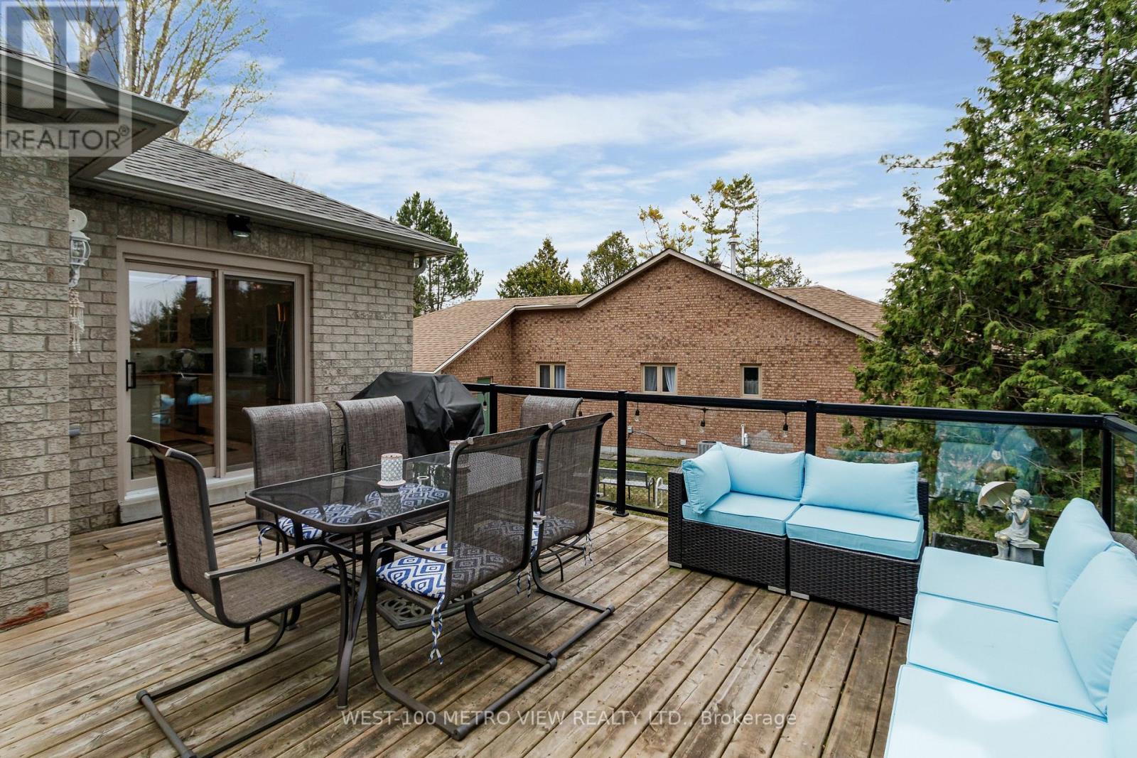 7 Fairway Crescent, Wasaga Beach, Ontario  L9Z 1C1 - Photo 40 - S13092382