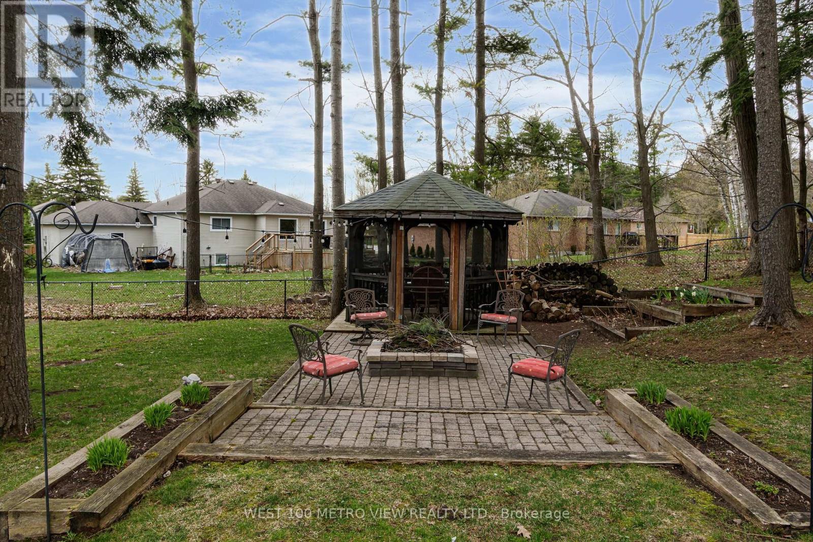 7 Fairway Crescent, Wasaga Beach, Ontario  L9Z 1C1 - Photo 48 - S13092382