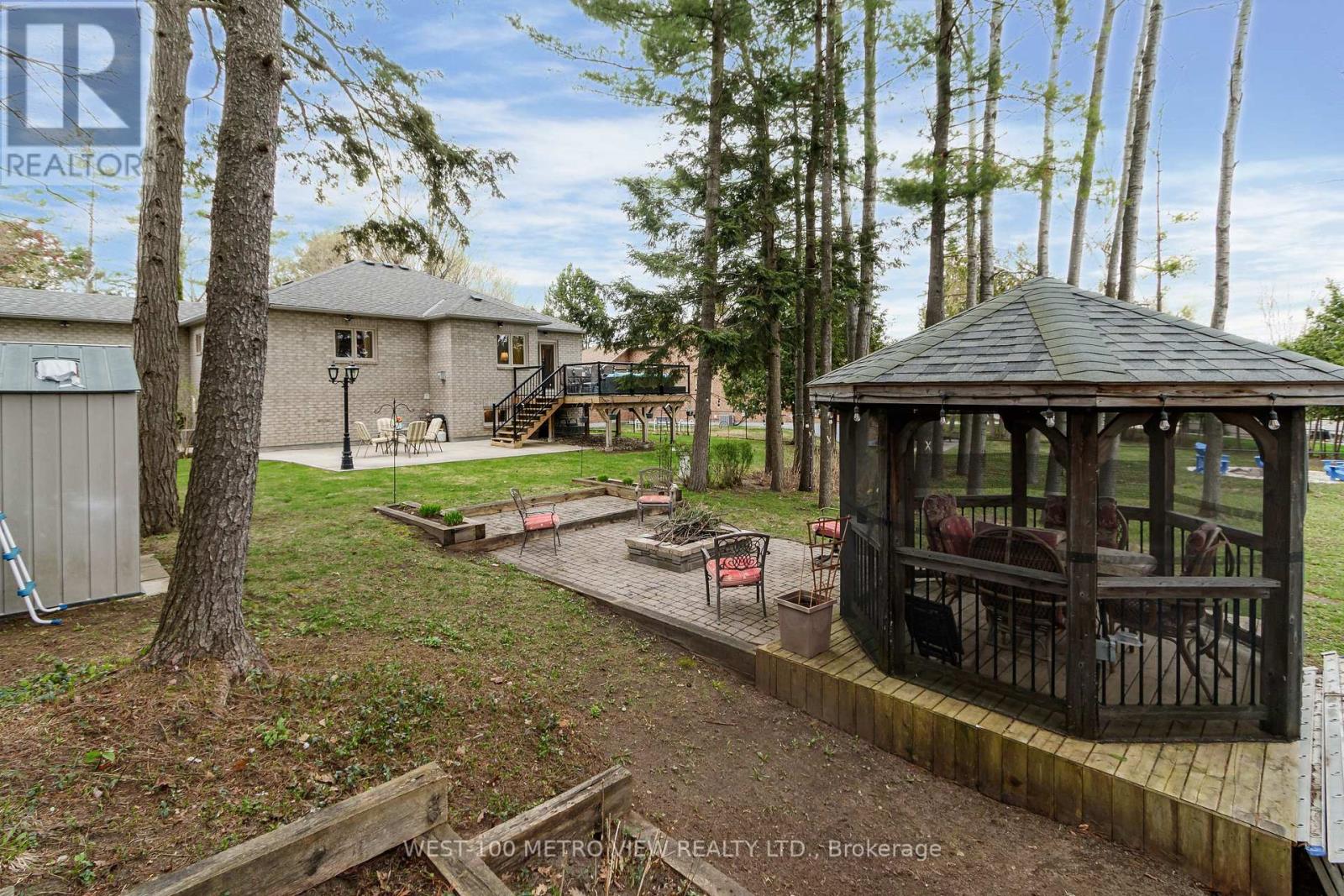 7 Fairway Crescent, Wasaga Beach, Ontario  L9Z 1C1 - Photo 49 - S13092382