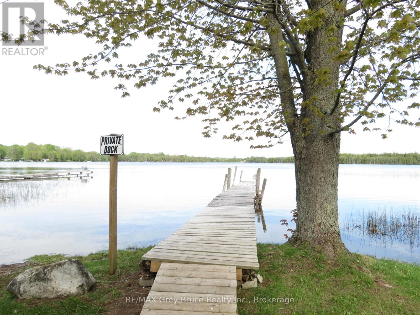 243 Mccullough Lake Drive, Chatsworth, Ontario  N0H 2V0 - Photo 7 - X12996258