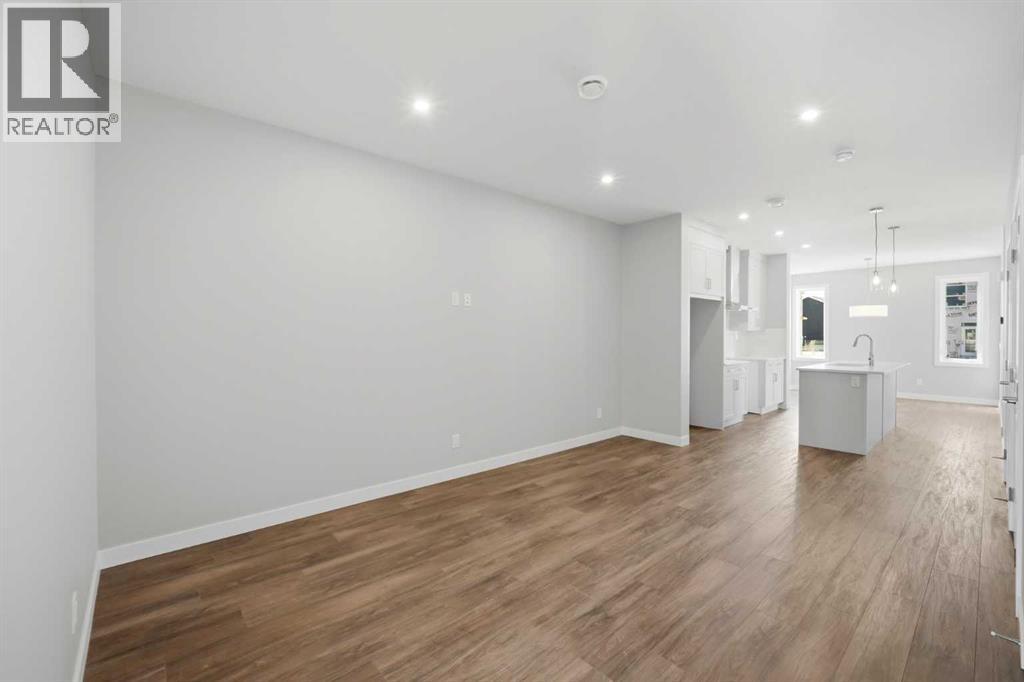 8549 Huxbury Drive NE, Calgary, Alberta  T2A 4Y1 - Photo 8 - A2314248