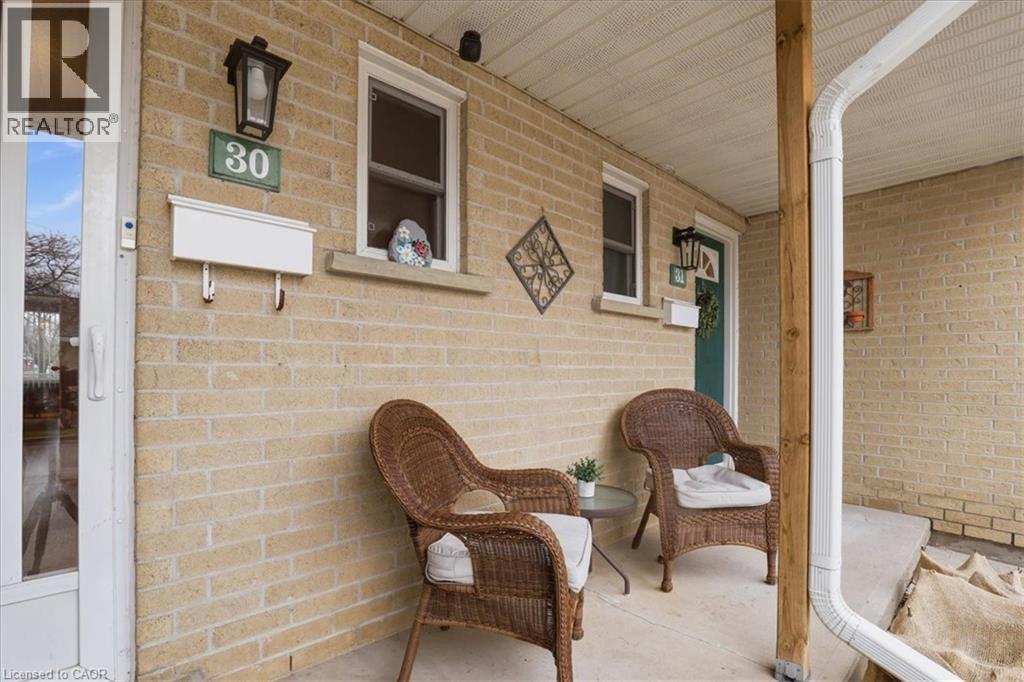 10 Holborn Court Unit# 30, Kitchener, Ontario  N2A 3Y9 - Photo 5 - 40832923