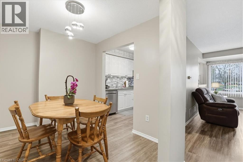 10 Holborn Court Unit# 30, Kitchener, Ontario  N2A 3Y9 - Photo 8 - 40832923