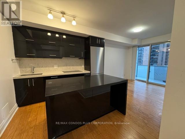409 - 1080 Bay Street, Toronto, Ontario  M5S 0A5 - Photo 3 - C13166558