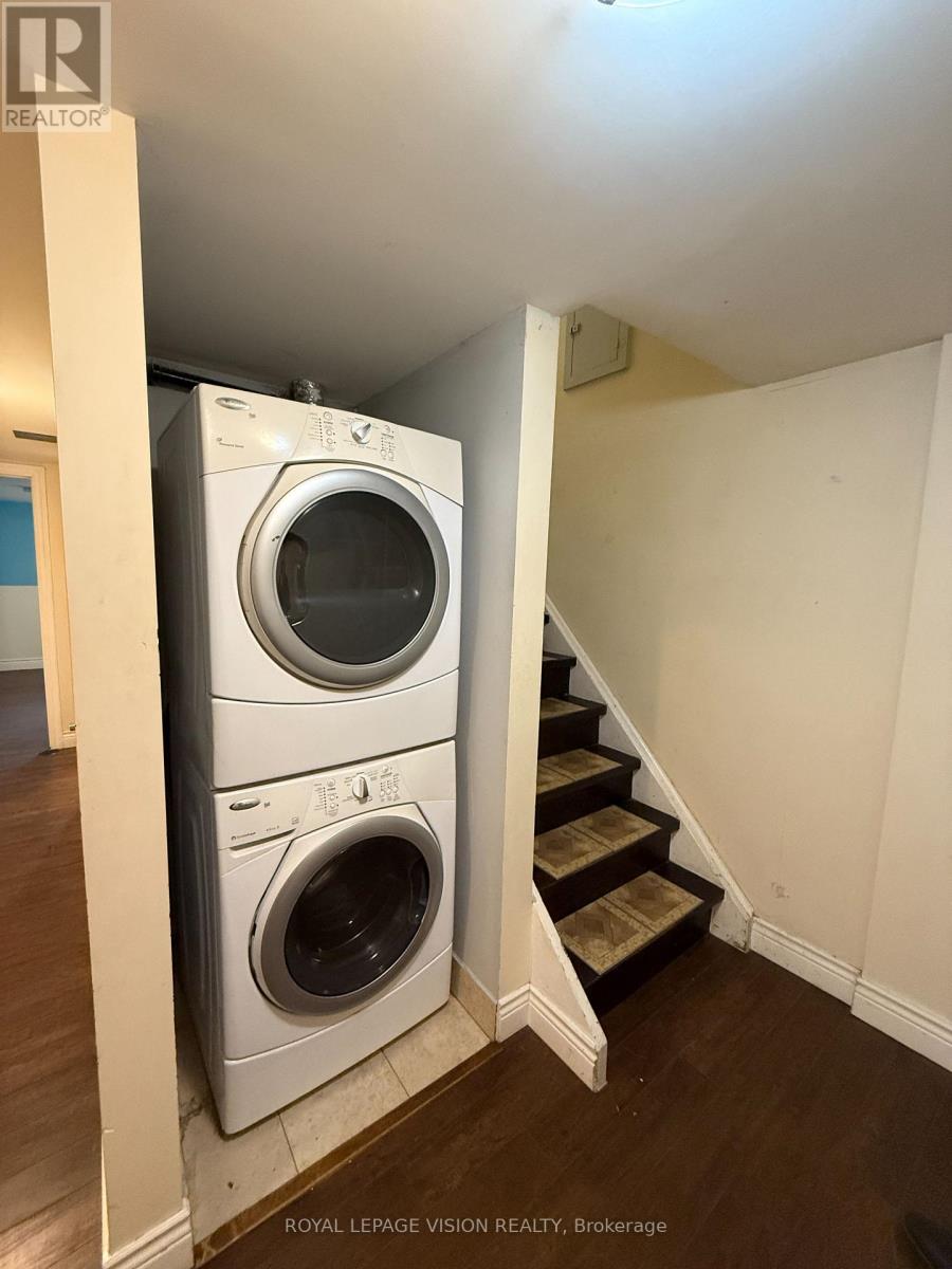 43 Par Avenue, Toronto, Ontario  M1G 2G5 - Photo 4 - E13167226