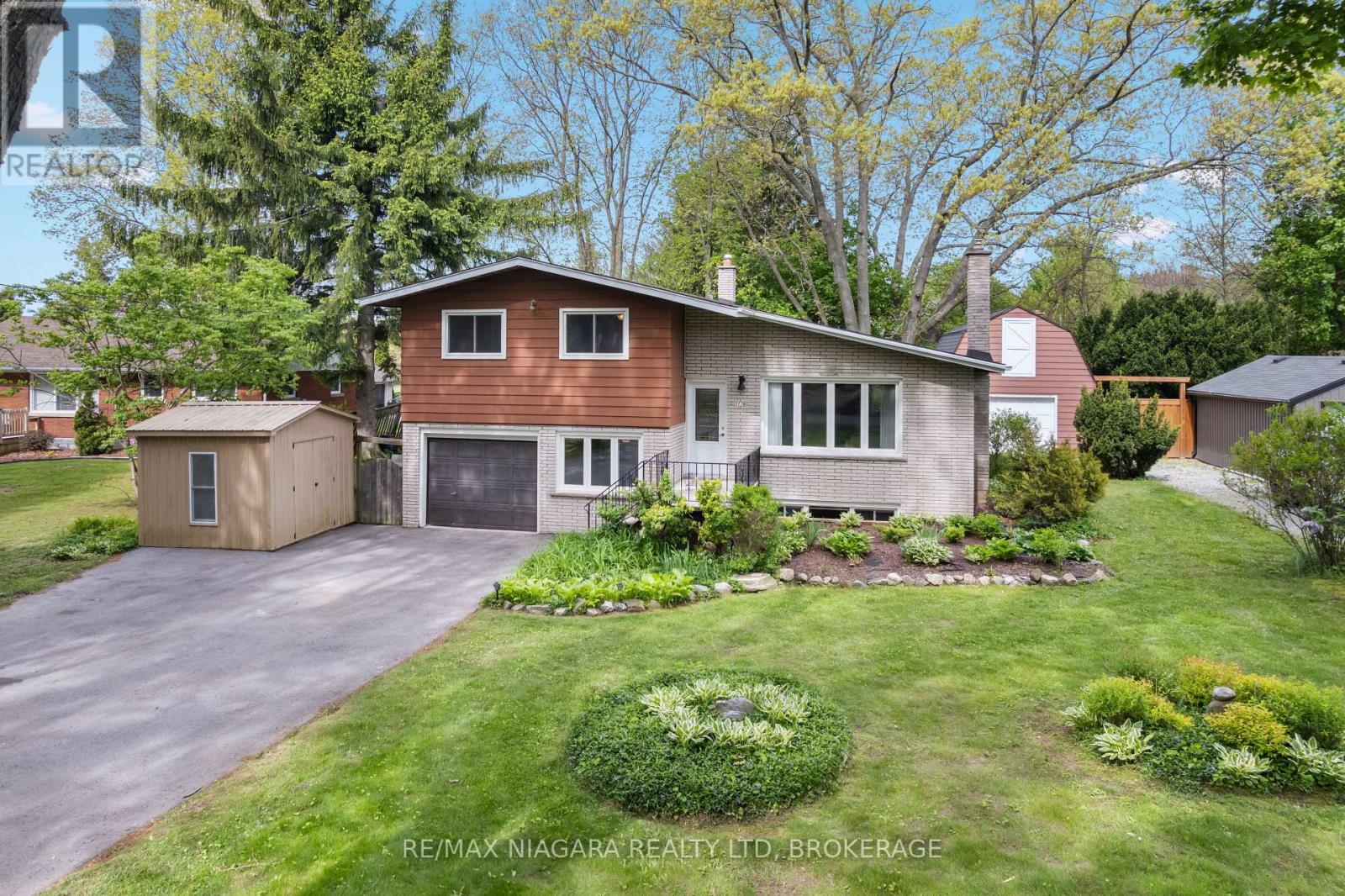 1176 Sunset Drive, Pelham, Ontario  L0S 1C0 - Photo 1 - X13167218