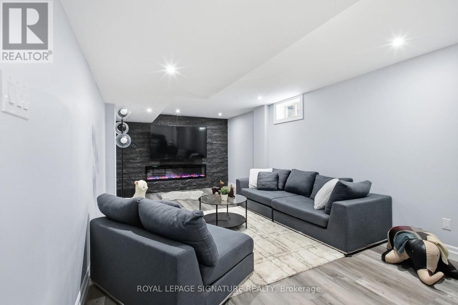 24 Fred Mason Street, Georgina, Ontario  L4P 0B2 - Photo 31 - N13167214