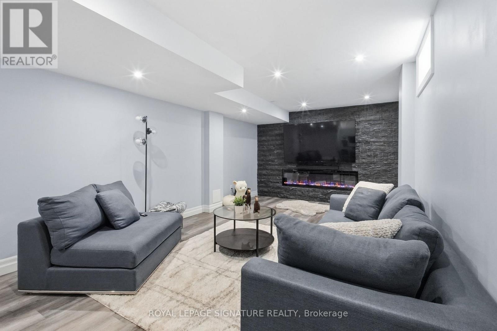 24 Fred Mason Street, Georgina, Ontario  L4P 0B2 - Photo 32 - N13167214