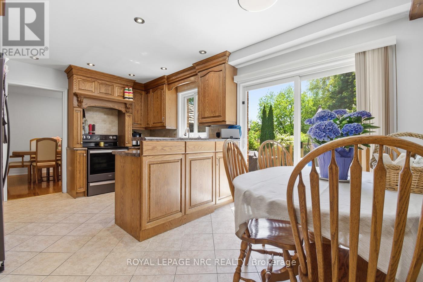 6 Nursery Lane, Pelham, Ontario  L0S 1E1 - Photo 13 - X13167230