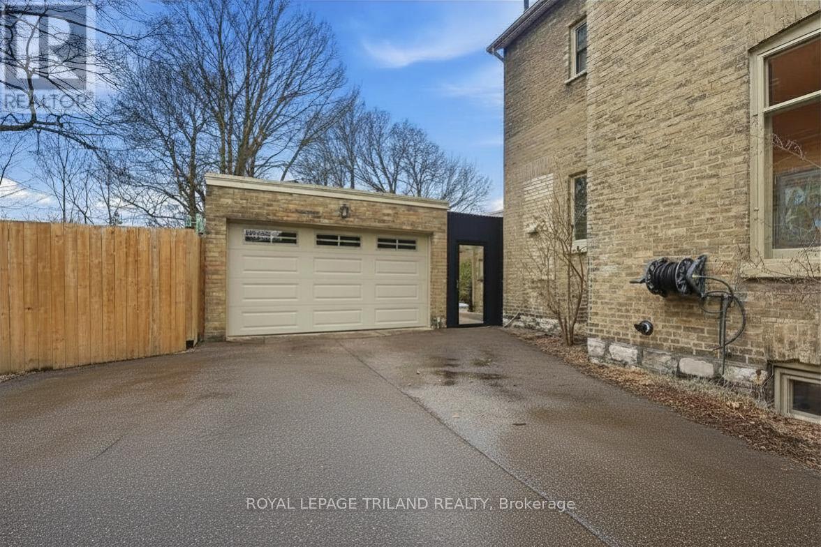 937 Waterloo Street, London East, Ontario  N6A 3X2 - Photo 35 - X13153506