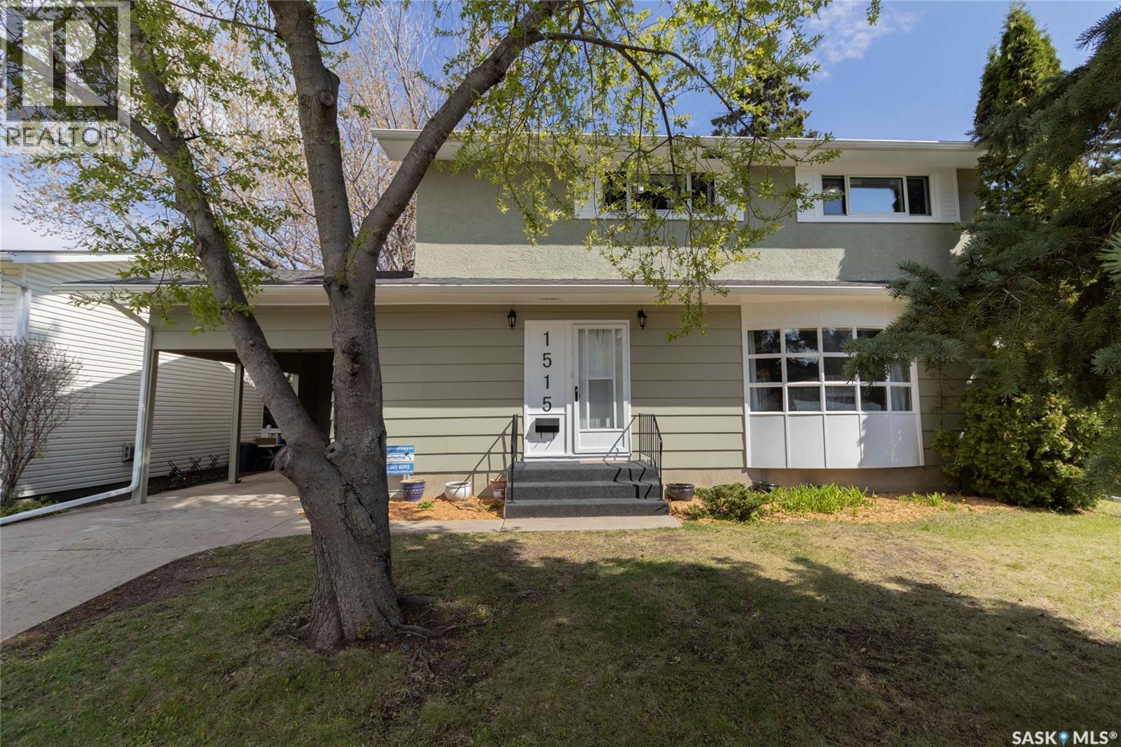 1515 Hilliard Street E, Saskatoon, Saskatchewan  S7J 0G5 - Photo 2 - SK036850