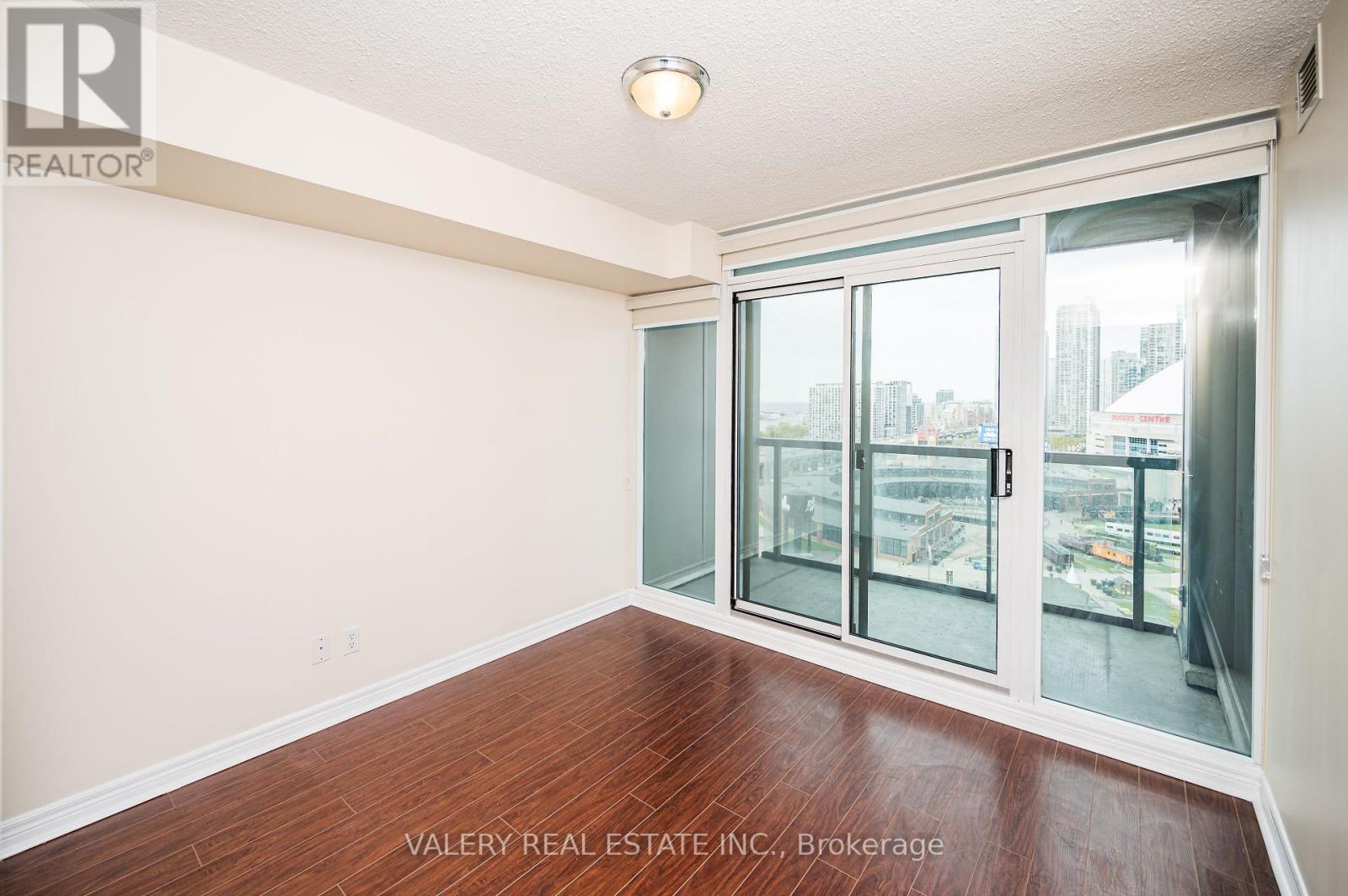 1810 - 51 Lower Simcoe Street, Toronto, Ontario  M5J 3A2 - Photo 14 - C13167248