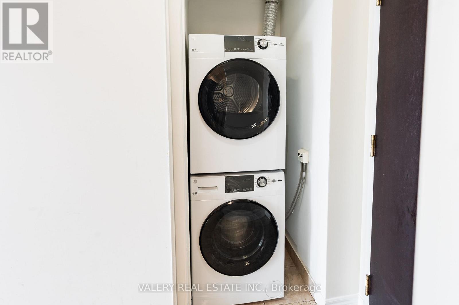 1810 - 51 Lower Simcoe Street, Toronto, Ontario  M5J 3A2 - Photo 16 - C13167248