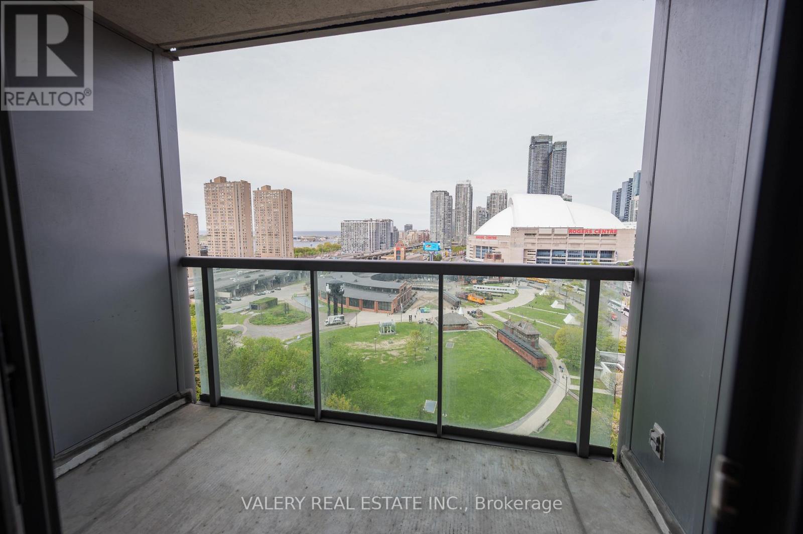 1810 - 51 Lower Simcoe Street, Toronto, Ontario  M5J 3A2 - Photo 18 - C13167248