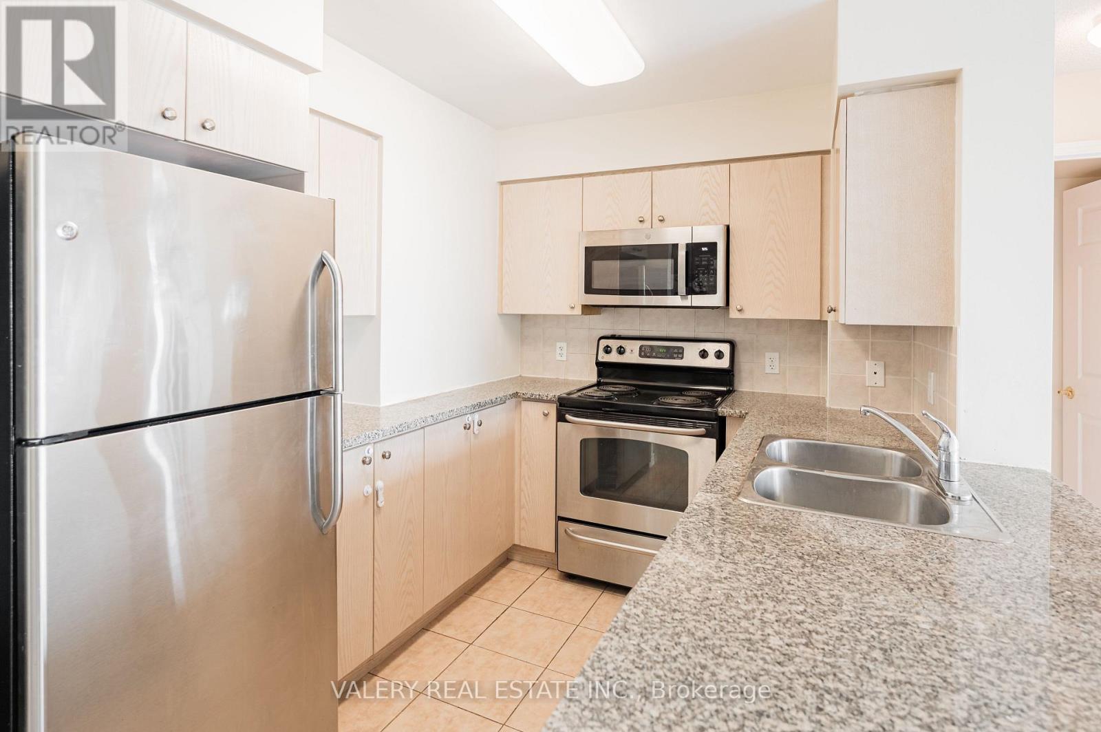 1810 - 51 Lower Simcoe Street, Toronto, Ontario  M5J 3A2 - Photo 7 - C13167248