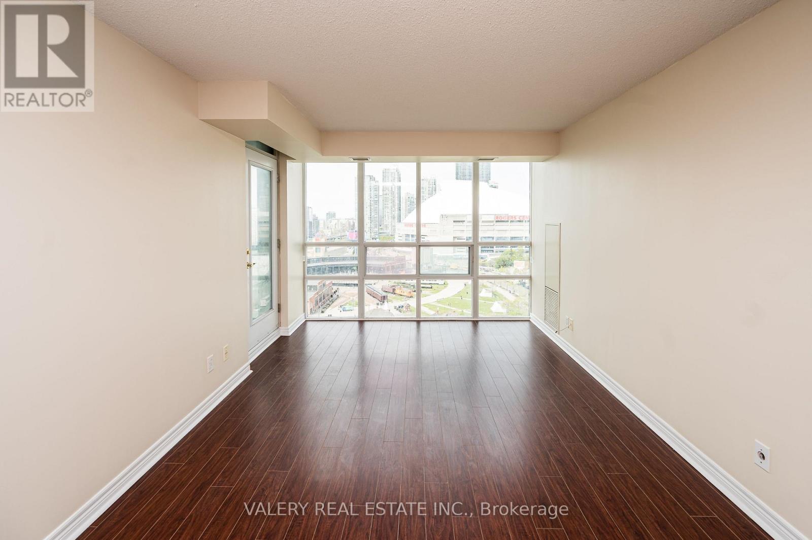 1810 - 51 Lower Simcoe Street, Toronto, Ontario  M5J 3A2 - Photo 9 - C13167248