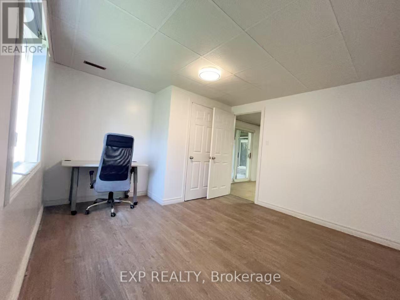 50 Brookside Road, Richmond Hill, Ontario  L4C 0J6 - Photo 7 - N13167244