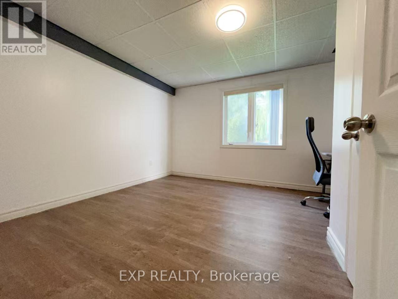 50 Brookside Road, Richmond Hill, Ontario  L4C 0J6 - Photo 8 - N13167244