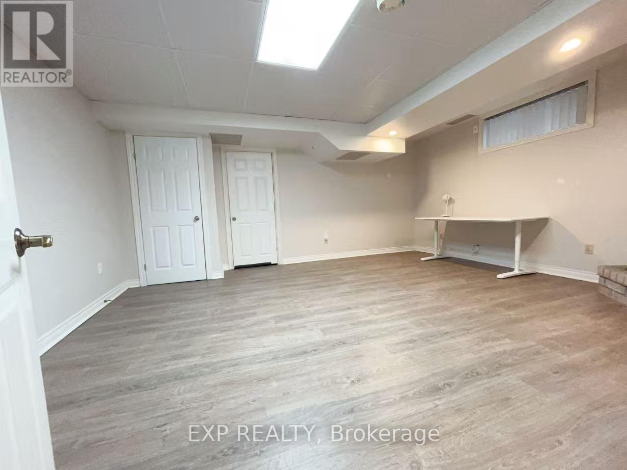 50 Brookside Road, Richmond Hill, Ontario  L4C 0J6 - Photo 9 - N13167244