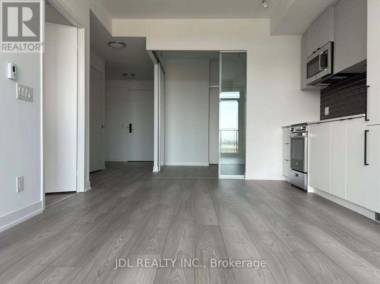 813 Unit A - 285 Dufferin St Street, Toronto, Ontario M6K 1Z7 - Photo 5 - W13167258