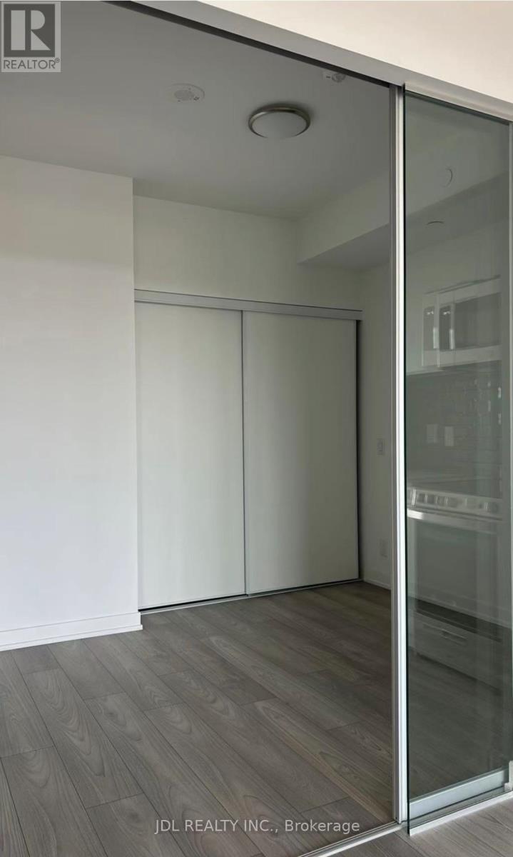 813 Unit A - 285 Dufferin St Street, Toronto, Ontario M6K 1Z7 - Photo 8 - W13167258