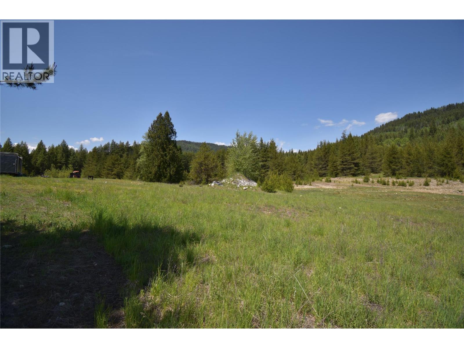 4125 Ross Spur Road, Fruitvale, British Columbia  V0G 1L1 - Photo 2 - 10358434