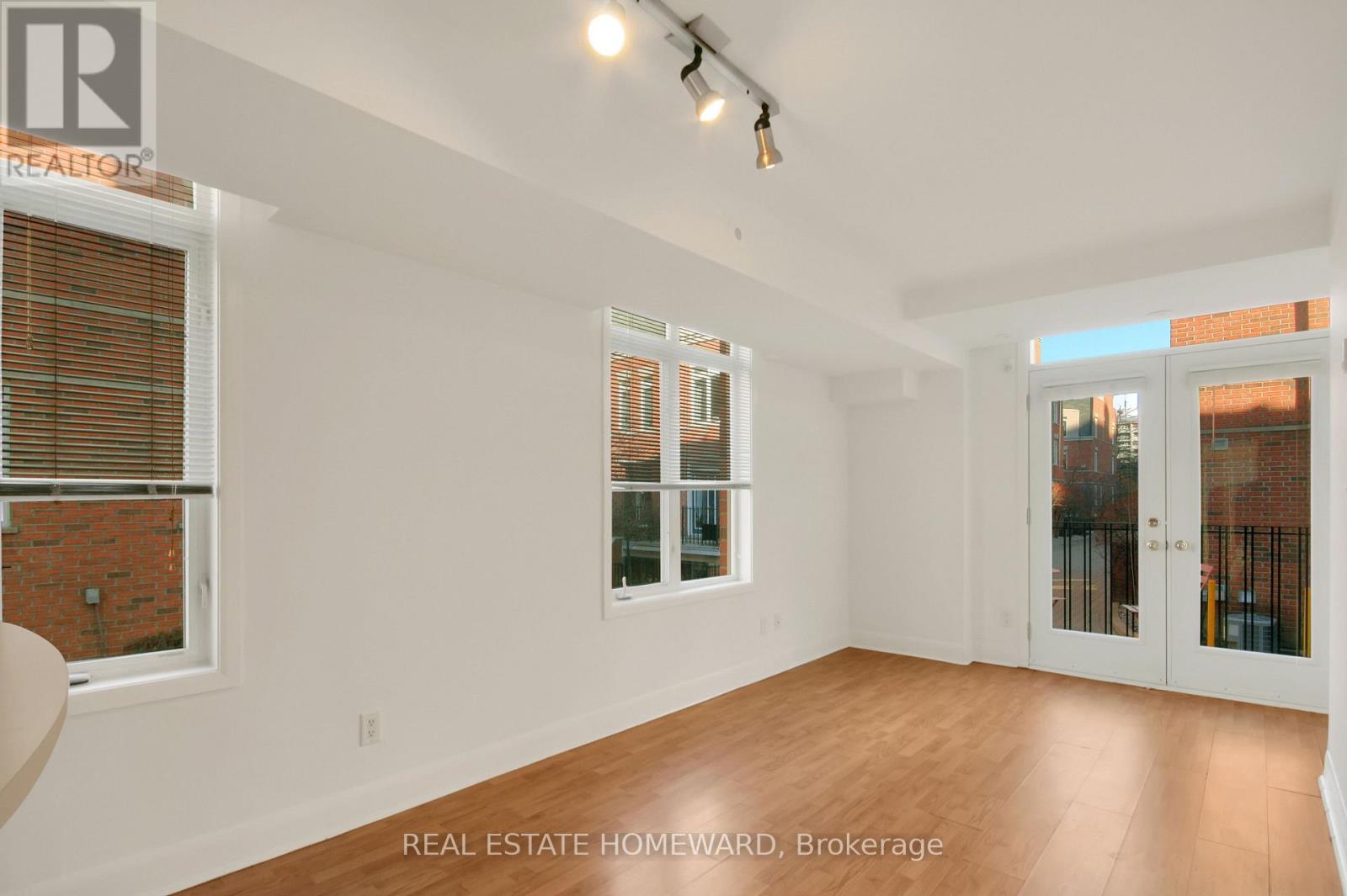 200 - 415 Jarvis Street, Toronto, Ontario  M4Y 3C1 - Photo 2 - C13167264