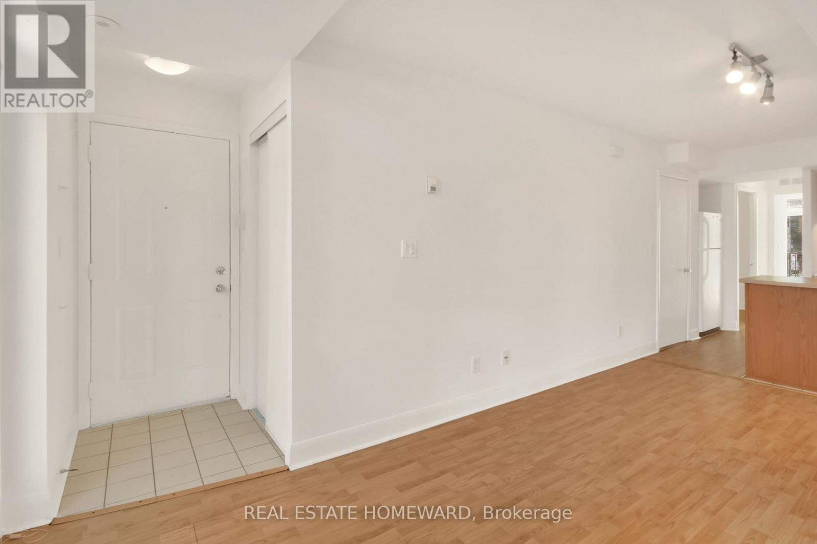 200 - 415 Jarvis Street, Toronto, Ontario  M4Y 3C1 - Photo 4 - C13167264