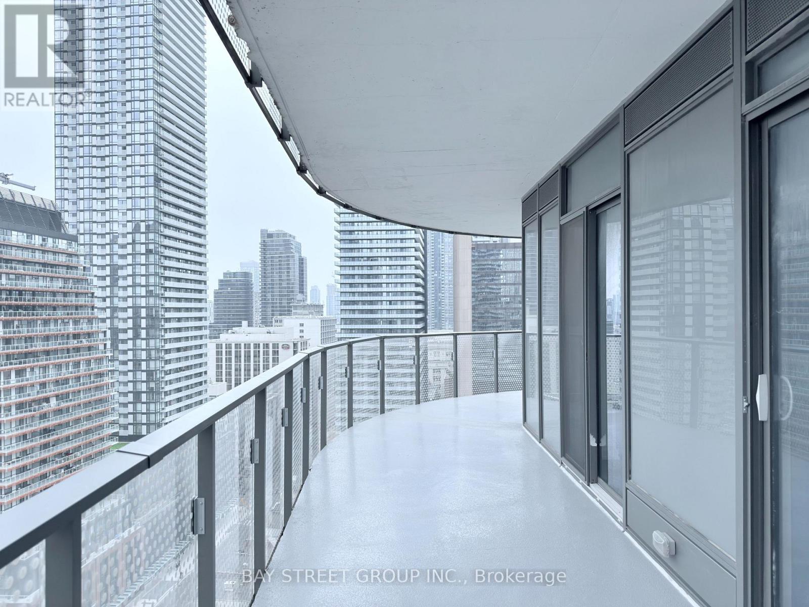 1802 - 11 Wellesley Street W, Toronto, Ontario  M4Y 0G4 - Photo 18 - C13167268