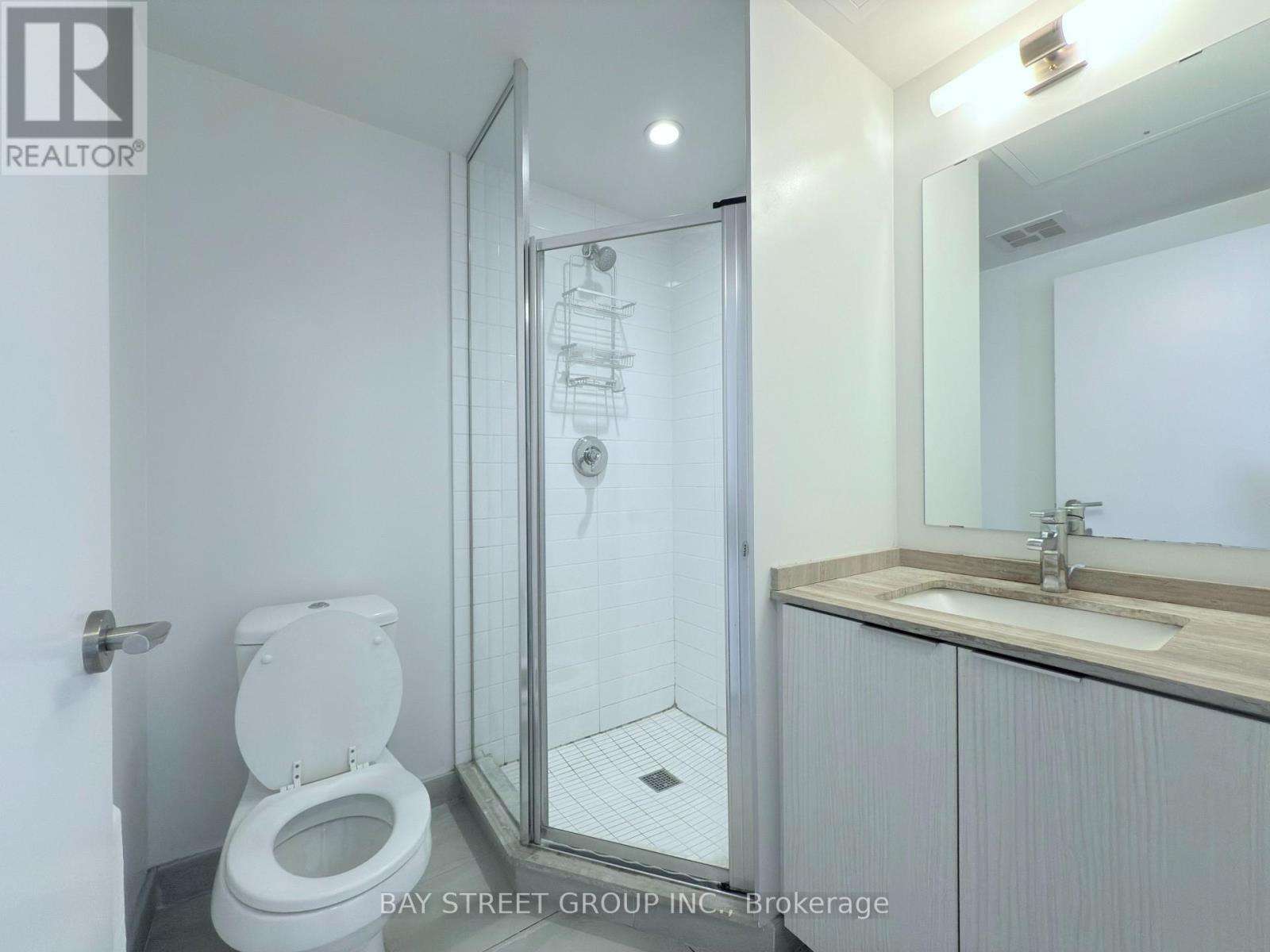 1802 - 11 Wellesley Street W, Toronto, Ontario  M4Y 0G4 - Photo 4 - C13167268