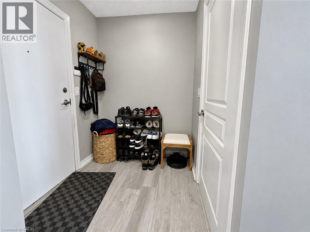 1940 Ironstone Drive Unit# 809, Burlington, Ontario  L7L 0E4 - Photo 12 - 40810174