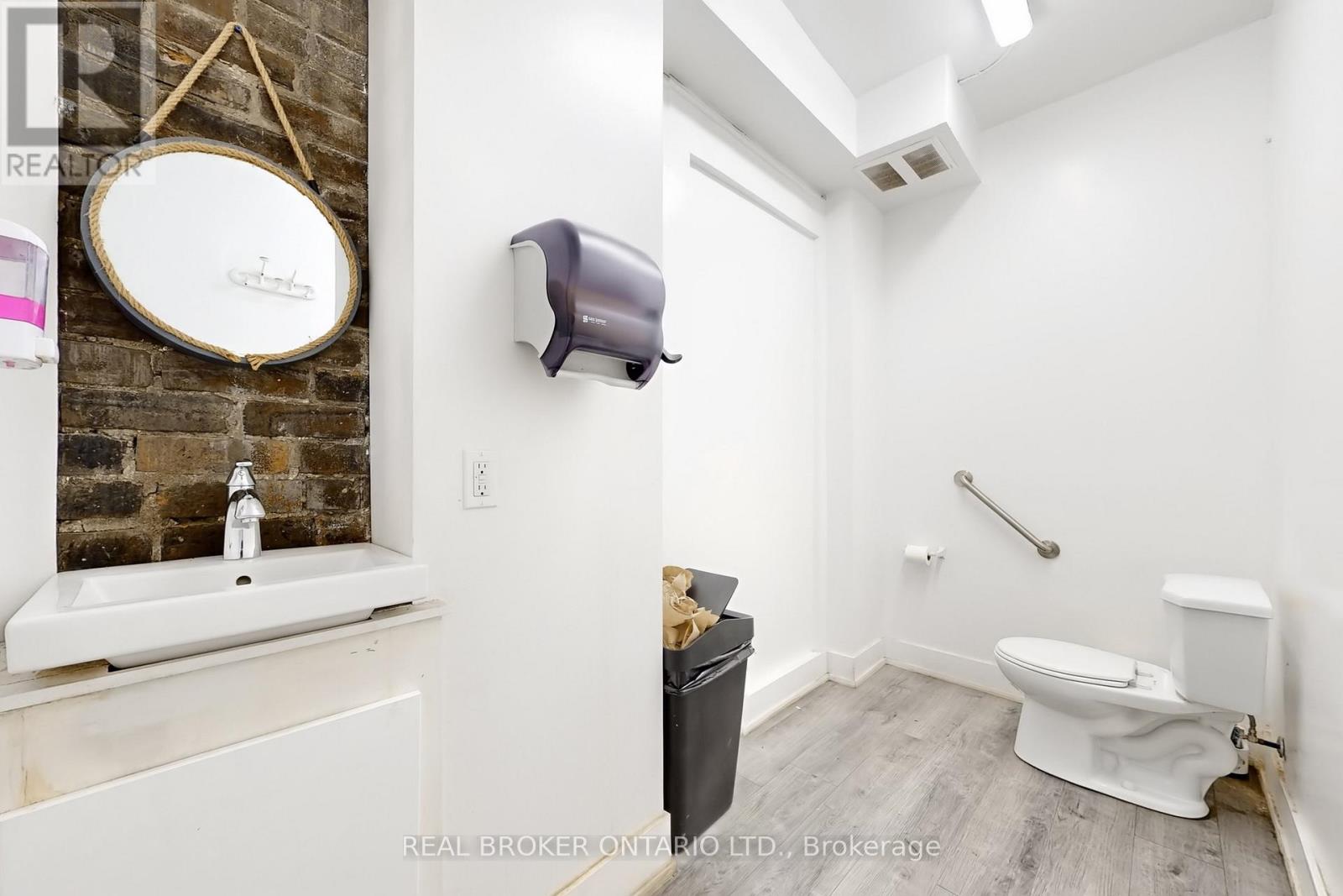 C - 85 John Street S, Hamilton, Ontario  L8N 2C2 - Photo 15 - X13167272