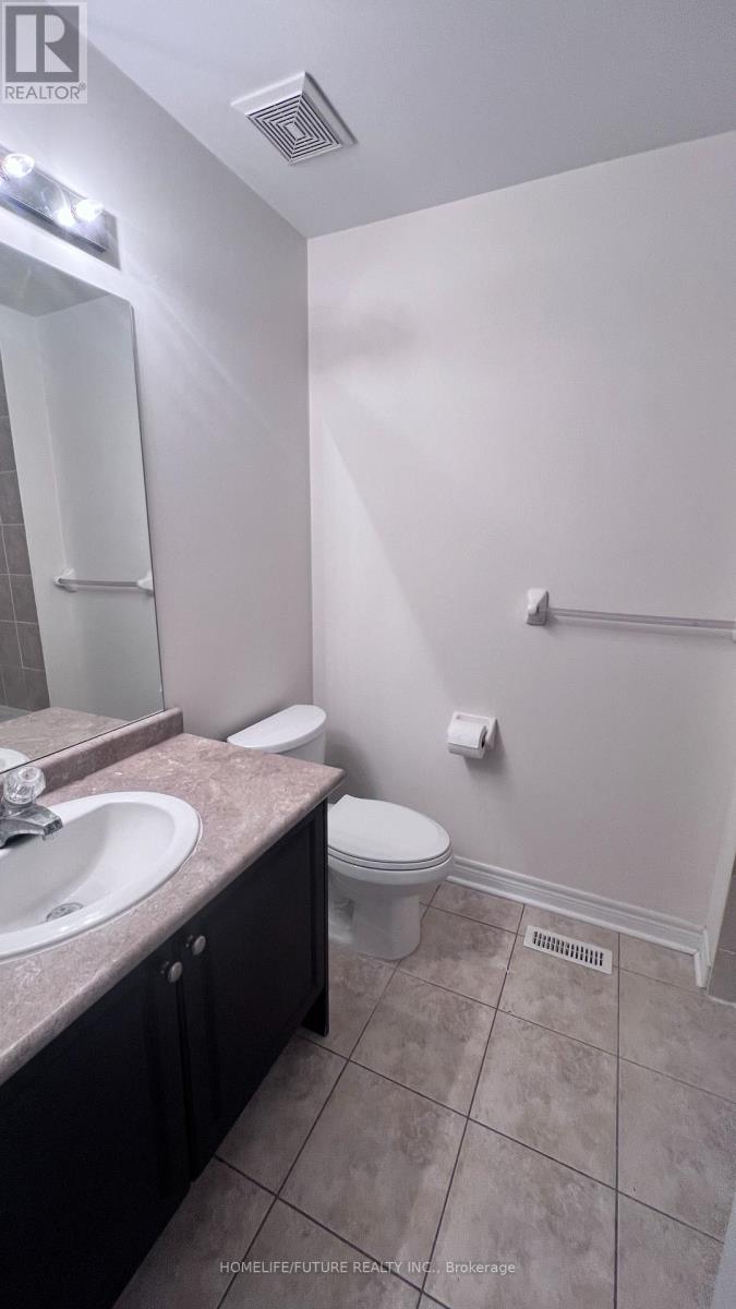 10 Brown Lane, Whitchurch-Stouffville, Ontario L4A 0V2 - Photo 3 - N13099674