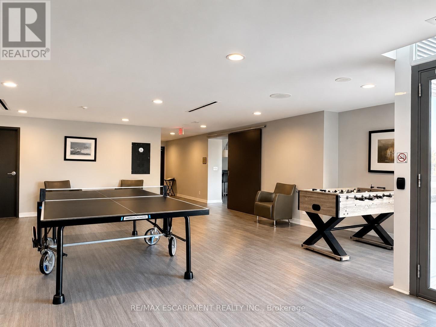 809 - 1940 Ironstone Drive, Burlington, Ontario  L7L 0E4 - Photo 41 - W12856962