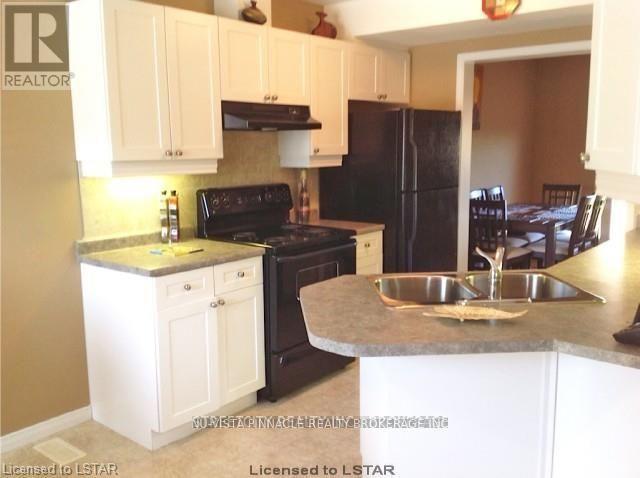 18 - 780 Fanshawe Park Road E, London North, Ontario  N5X 1L5 - Photo 4 - X13144828