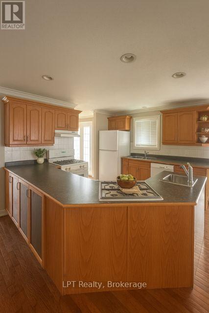 680 Trailview Drive, Peterborough, Ontario  K9J 8P1 - Photo 3 - X13167304