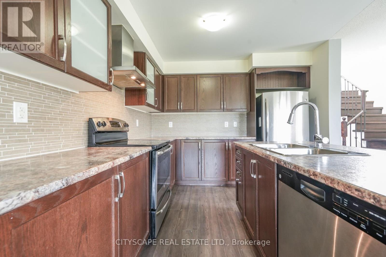 8485 Primrose Lane, Niagara Falls, Ontario  L2H 0K8 - Photo 17 - X13142710