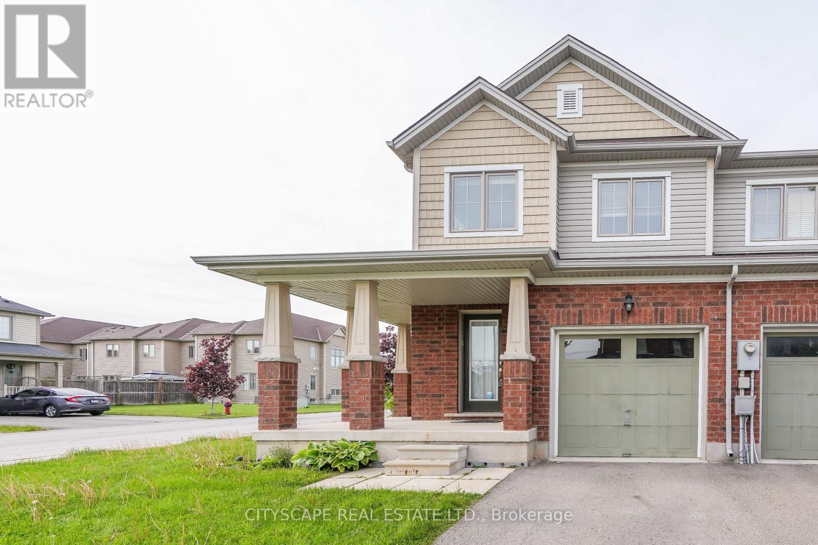 8485 Primrose Lane, Niagara Falls, Ontario  L2H 0K8 - Photo 2 - X13142710