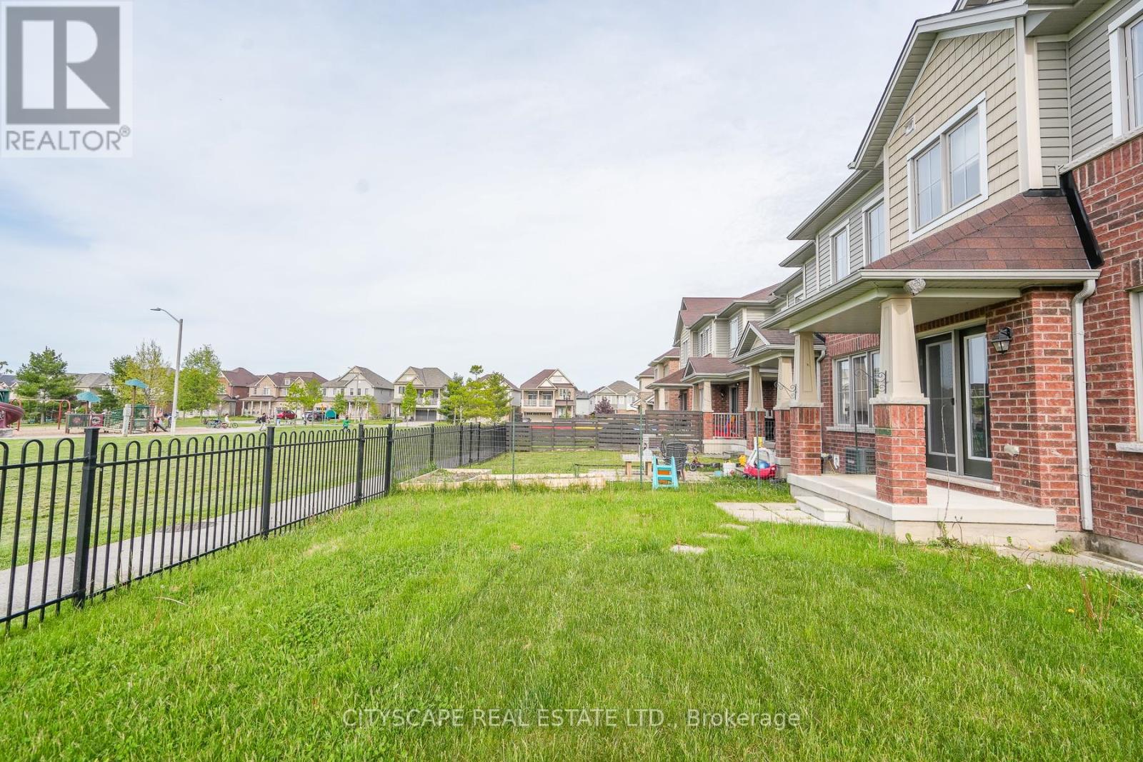 8485 Primrose Lane, Niagara Falls, Ontario  L2H 0K8 - Photo 38 - X13142710
