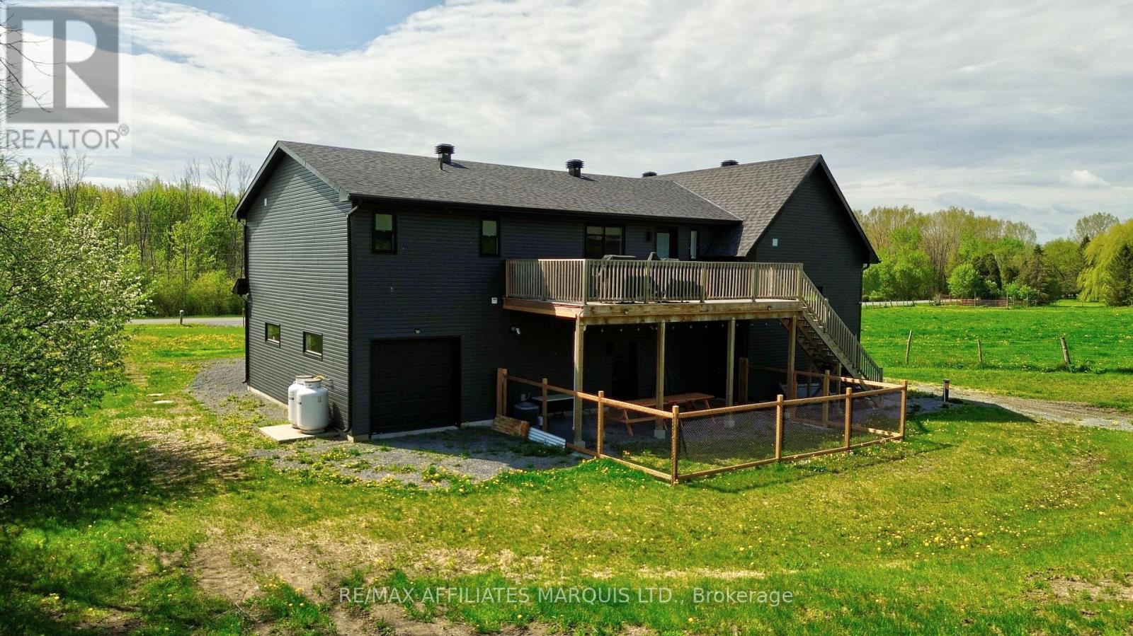 18779 Paragon Road, South Glengarry, Ontario K6H 5R5 - Photo 4 - X13167288