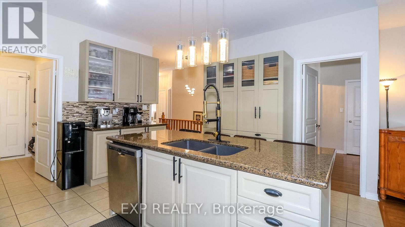 10 Westminster Circle, Barrie (Innis-Shore), Ontario  L4M 0A3 - Photo 12 - S13167284