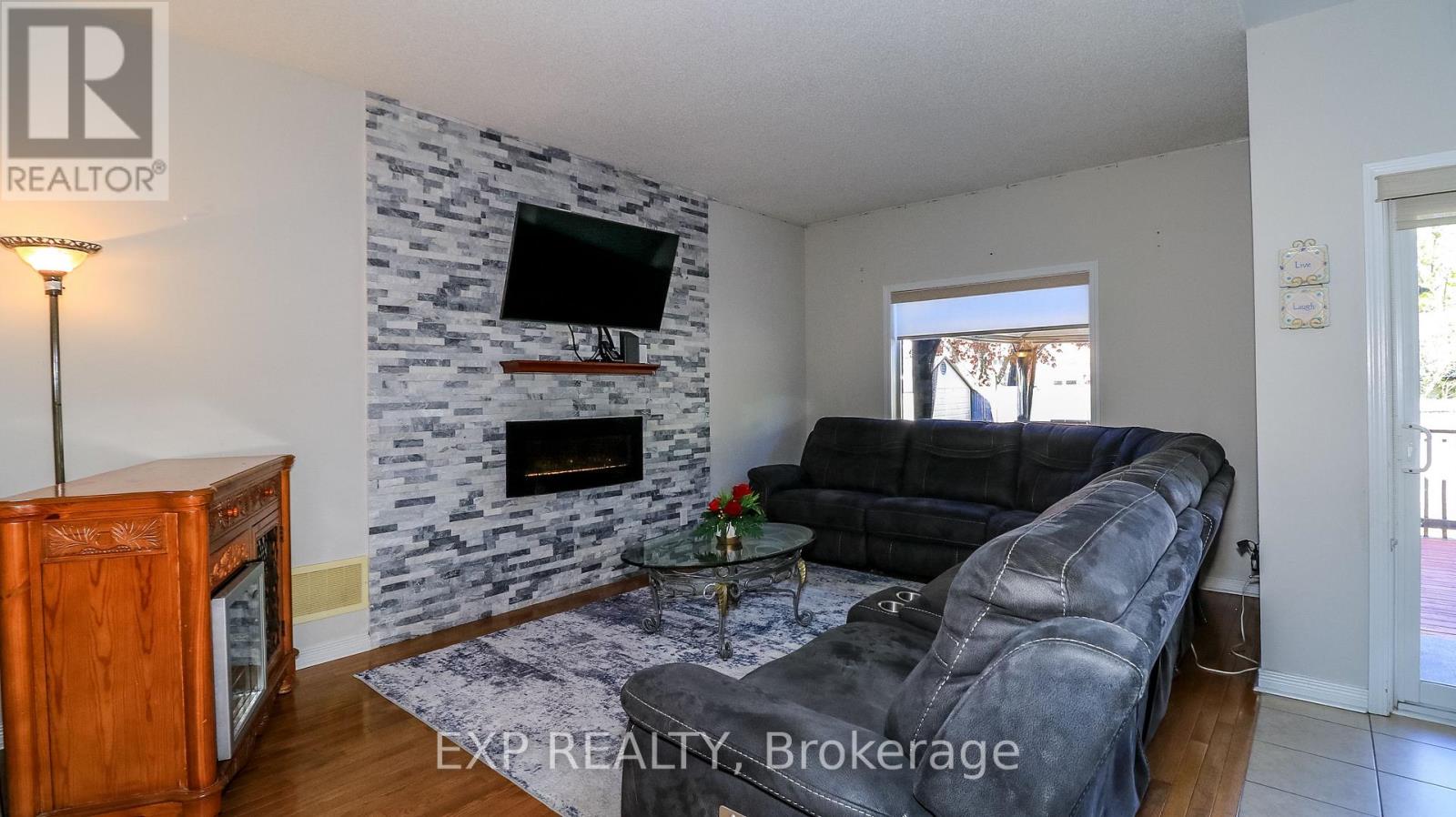 10 Westminster Circle, Barrie (Innis-Shore), Ontario  L4M 0A3 - Photo 16 - S13167284