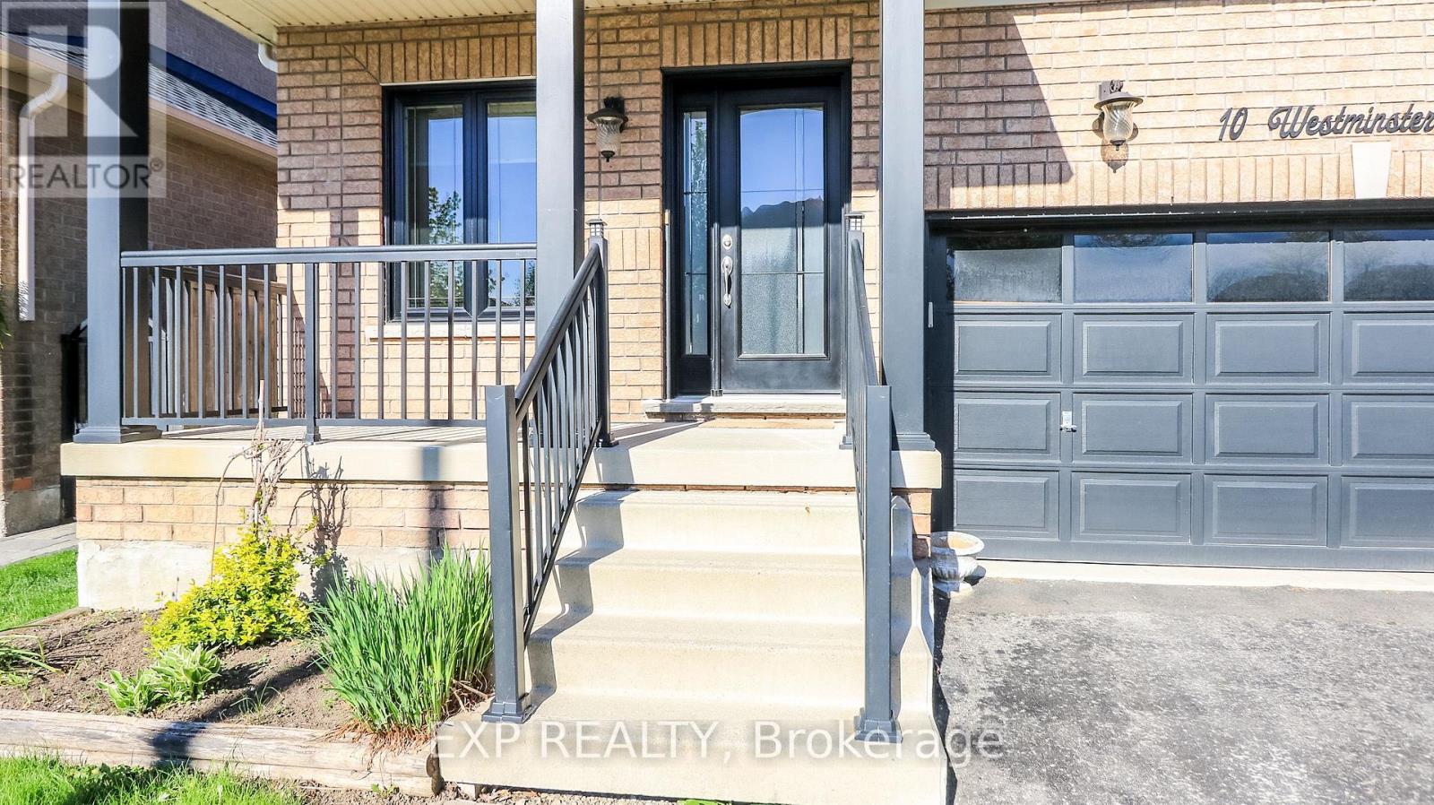 10 Westminster Circle, Barrie (Innis-Shore), Ontario  L4M 0A3 - Photo 2 - S13167284