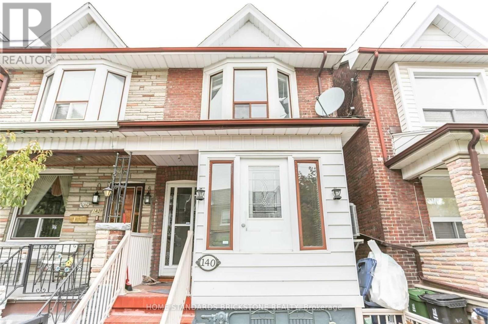 2ND FL - 140 ESSEX STREET, Toronto, Ontario