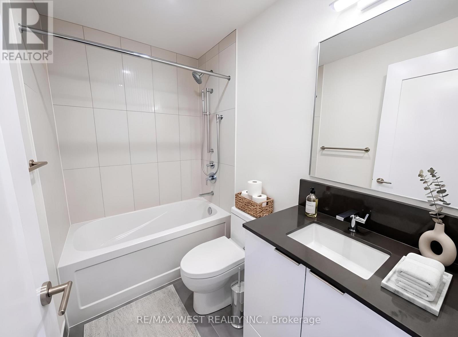 2105 - 28 Freeland Street, Toronto (Waterfront Communities), Ontario  M5E 1L7 - Photo 5 - C13037104
