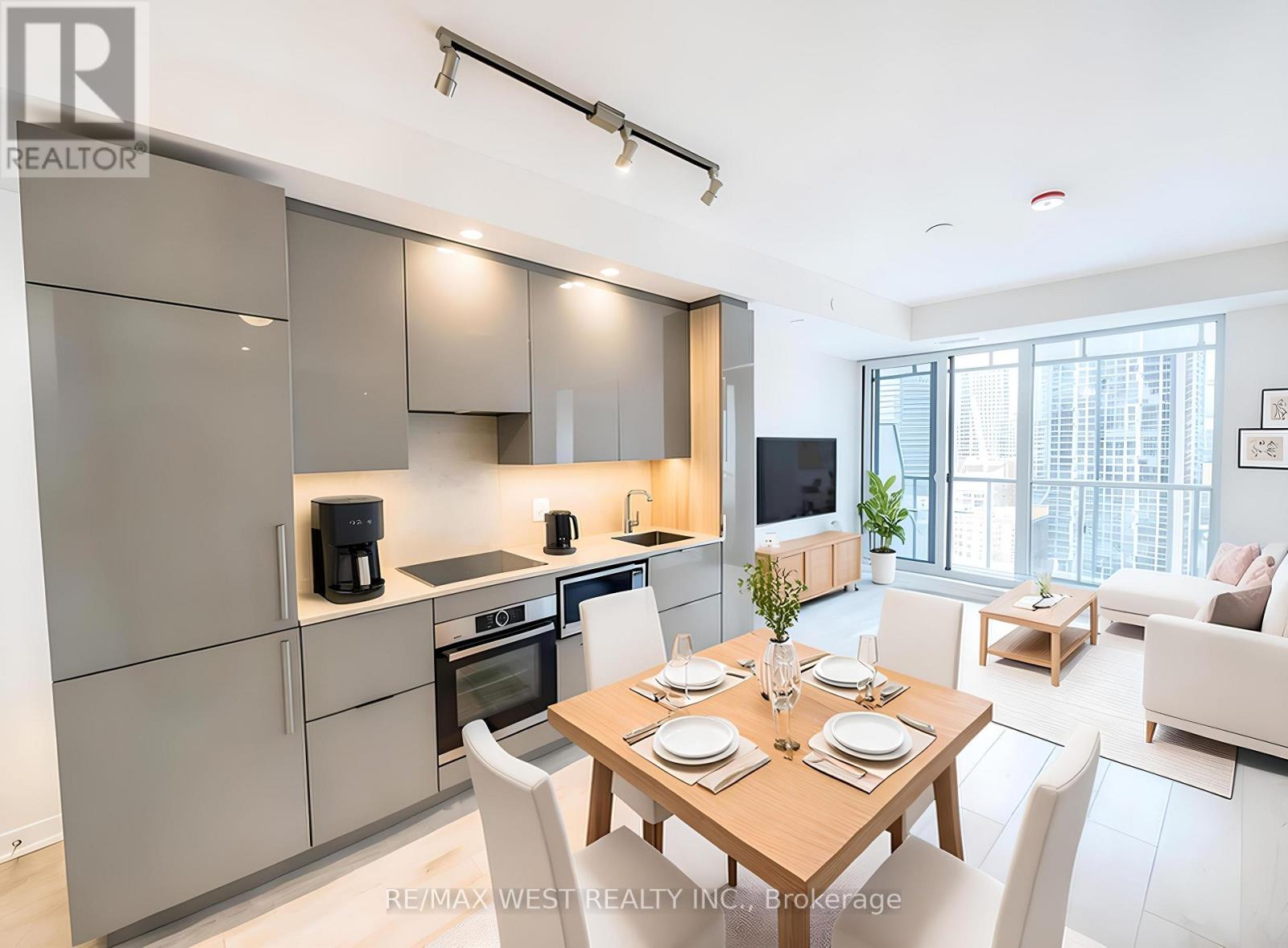2105 - 28 Freeland Street, Toronto, Ontario M5E 1L7 - Photo 3 - C13037104